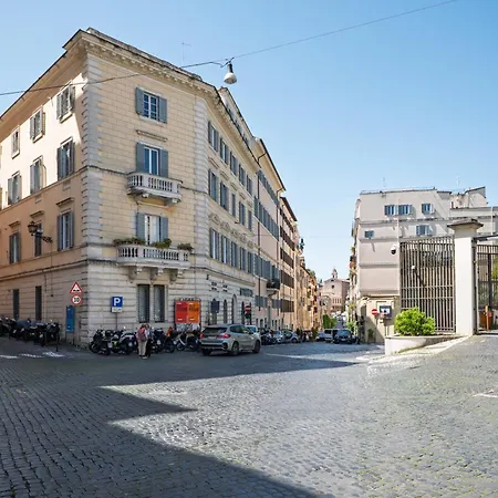 La Casa Sul Cortile Roma